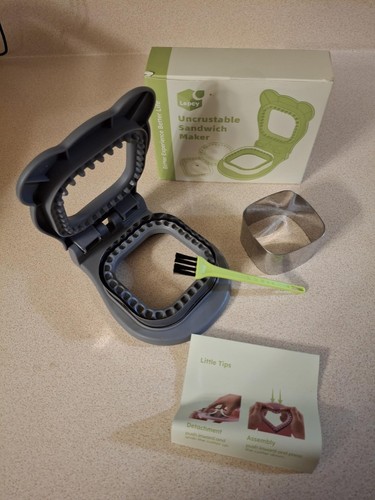 Square crustless sandwich - square,
